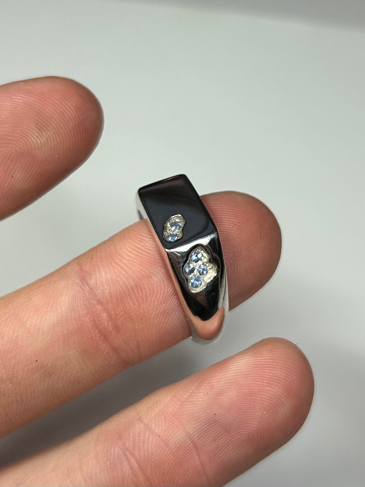 Signet Light Blue Sapphire Embedded Ring