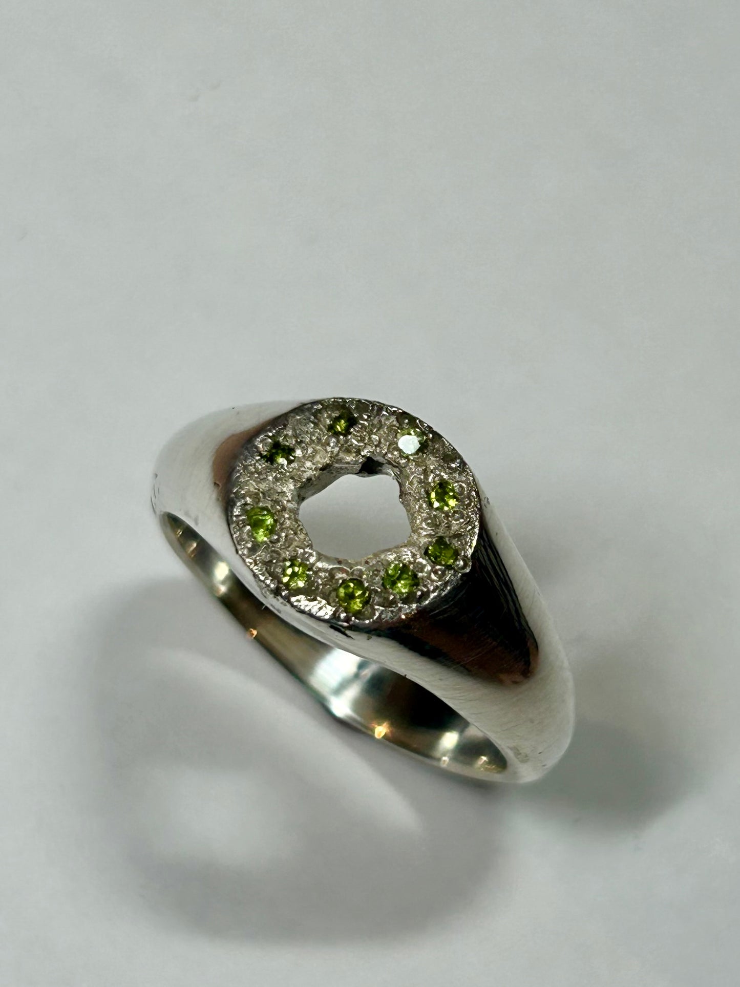 Peridot Round Embedded Gemstone Signet