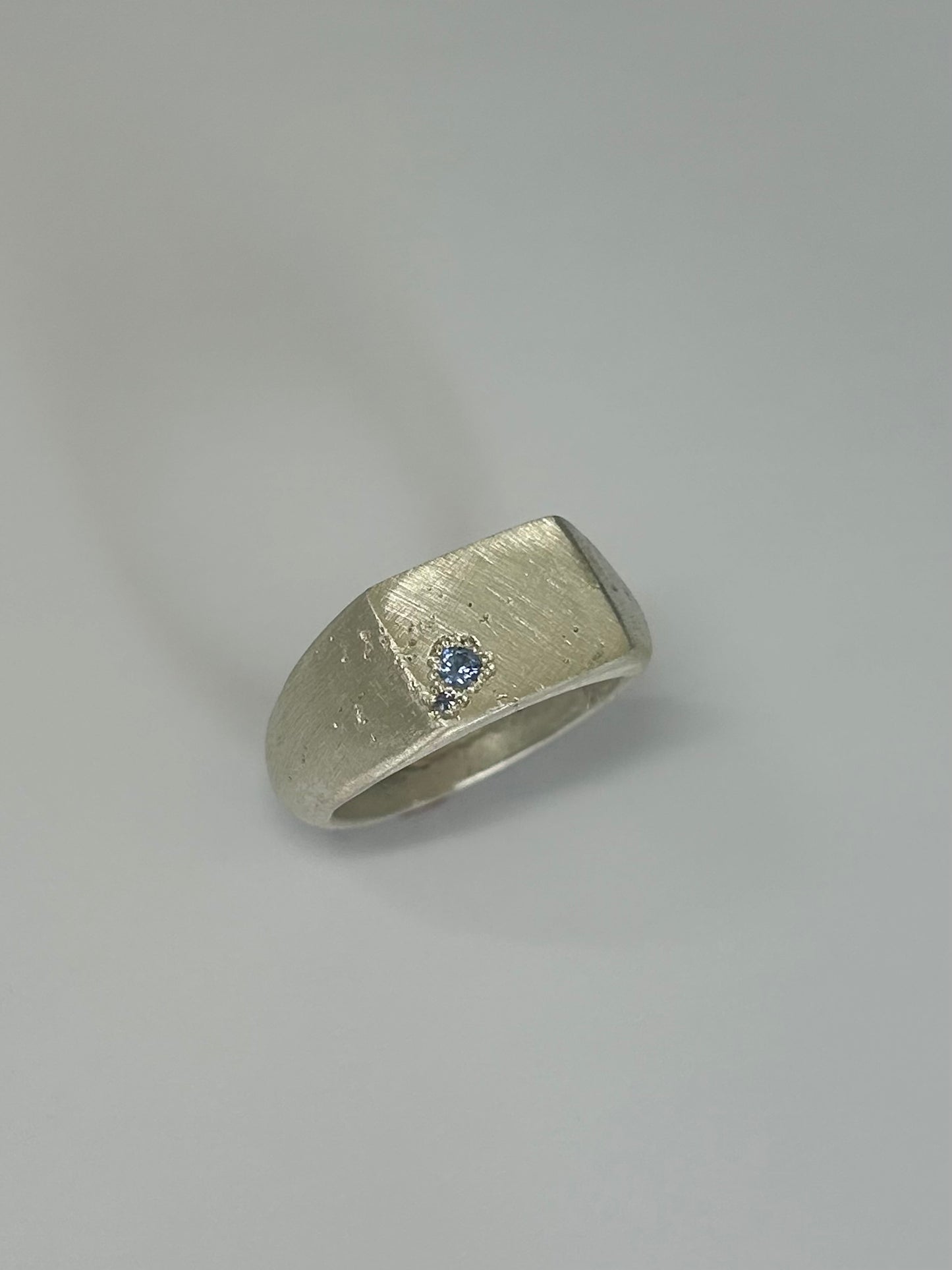 Rough Tanzanite Signet