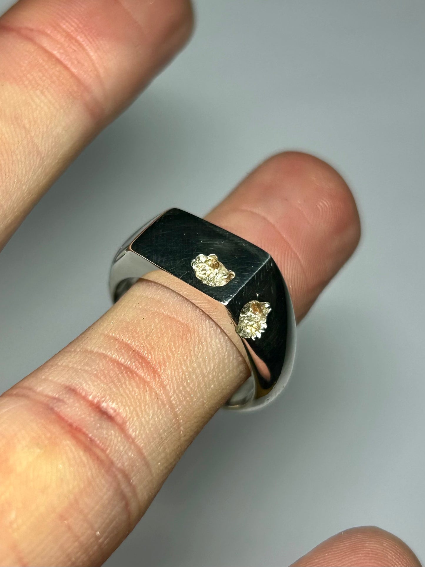 Sapphire Embedded Ring