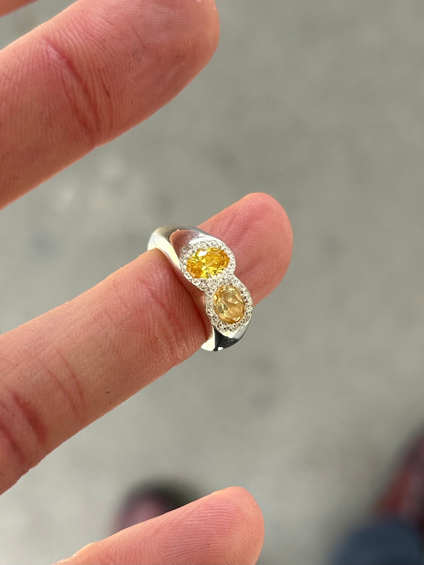 Twin Oval Ring