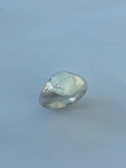 Rough Oval Signet