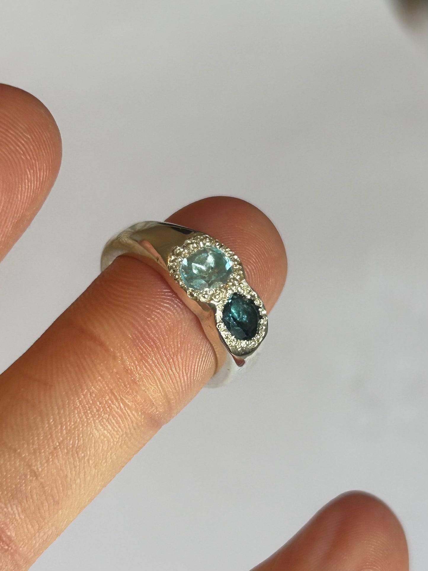 Twin Oval Ring