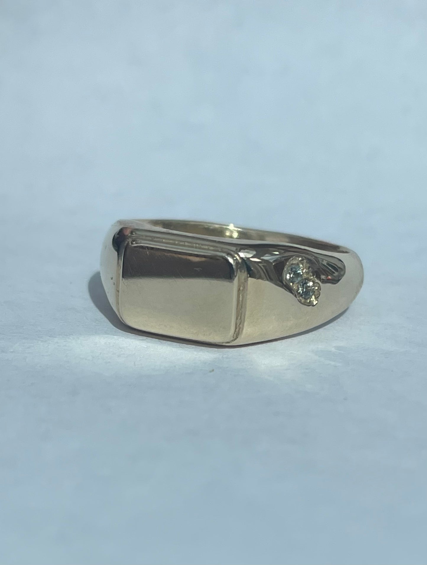 Sapphire Embedded Rectangle Signet